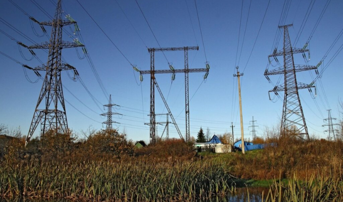 Colombia apagó el switch: cortó la venta de energía a Ecuador