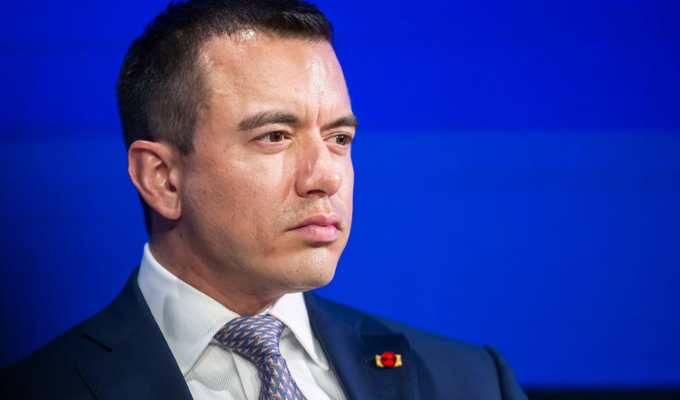 Noboa pide a Colombia control fronterizo en conferencia sobre drogas