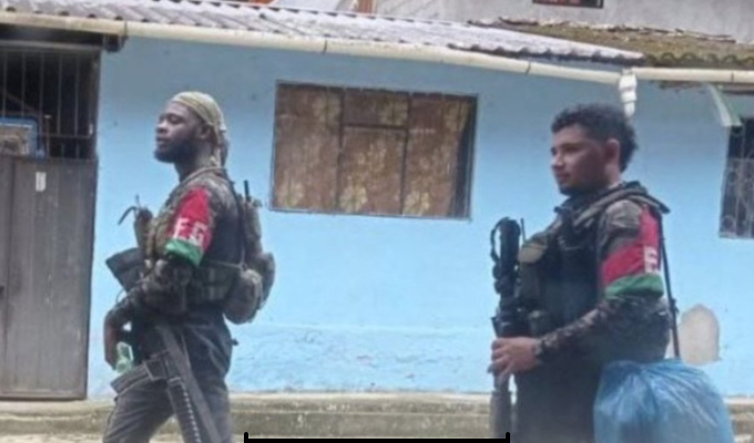 Carchi: pasos ilegales, contrabando y minería con custodia armada