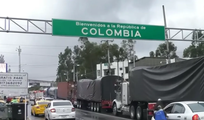 Aduanas fija tasa del 30% a importaciones desde Colombia