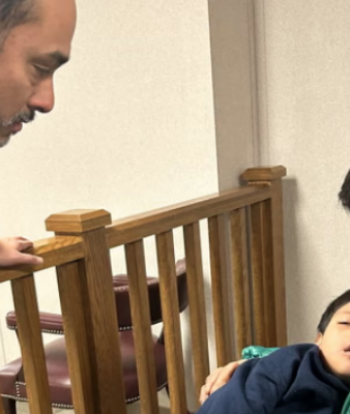 Castro visita a Liam, 5 años, en detención de ICE