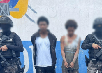 Machala: cayeron dos con armas y radios en operativo 3D