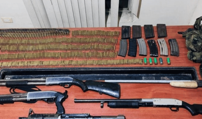 Decomisan escopetas y cientos de cartuchos en Esmeraldas
