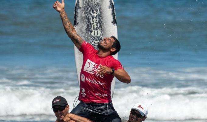 Surf Ecuador 2026: Mimi Barona y “El Gato Chila” se llevaron la gloria