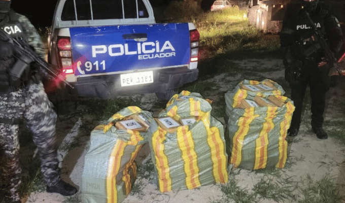 Más de media tonelada de droga cayó en Charapotó, Manabí