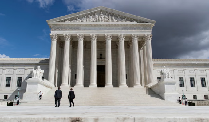 Corte Suprema mantiene distrito republicano de Nueva York para 2026