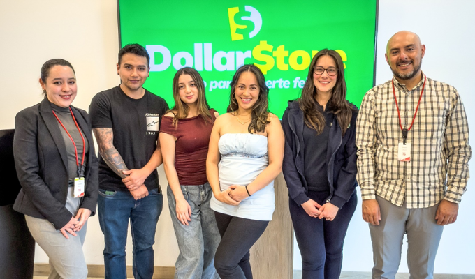12 clientes de Dollar Store se ganaron viajes a Cuyabeno y Galápagos