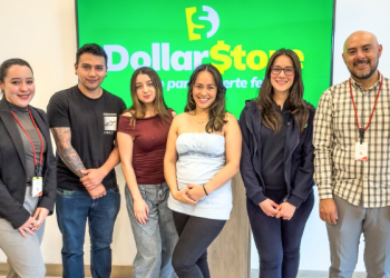 12 clientes de Dollar Store se ganaron viajes a Cuyabeno y Galápagos