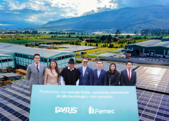 FAIRIS encendió en Tungurahua la planta solar más grande de la Sierra