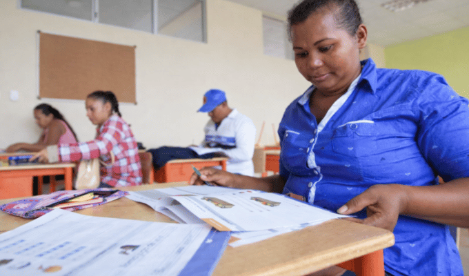 Bachillerato gratuito en Ecuador: inscribete así, jóvenes y adultos