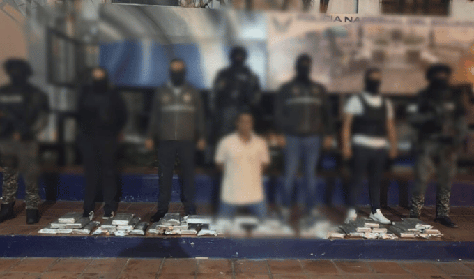 Detectan contenedor contaminado con cocaína en operativo antidrogas