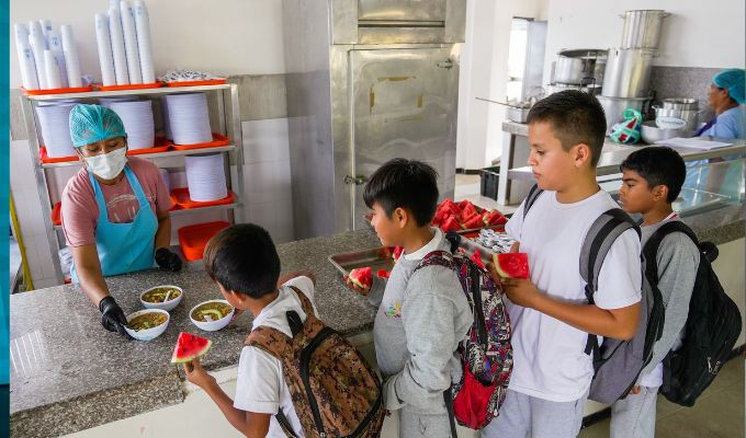 ONU amplía alimentación escolar para 85.000 estudiantes