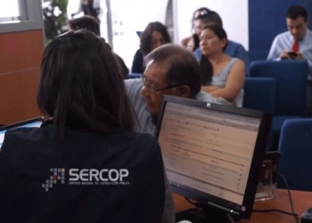 Noboa ordenó reportes de Inteligencia sobre contratos especiales del E