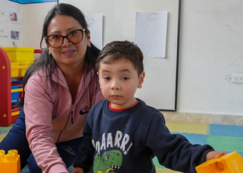 Mejoras laborales para docentes mediante sectorización y capacitación