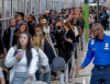 Caos en aeropuertos de EE.UU.: filas eternas y pasajeros al límite