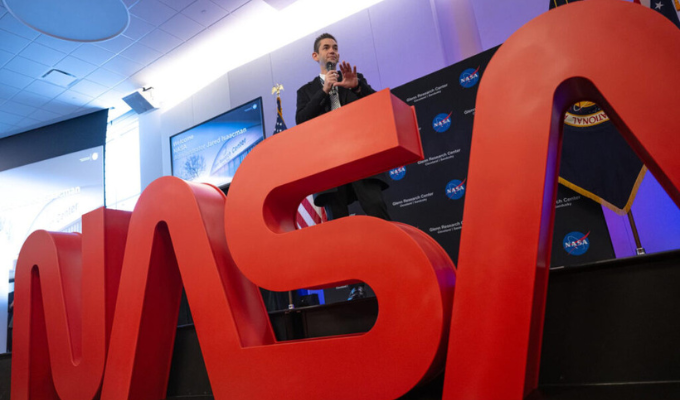 NASA apunta a volver a la Luna con una base permanente en 2028