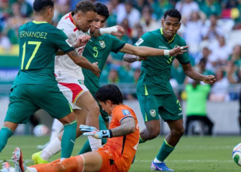 Bolivia remontó a Surinam y quedó a un paso del Mundial 2026