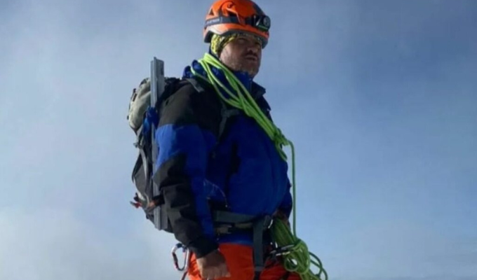 Efraín Coba logró 1.000 cumbres, hazaña brutal en el Cotopaxi