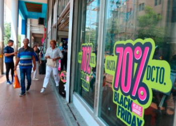 Elecciones y choque al comercio en plena temporada de ventas