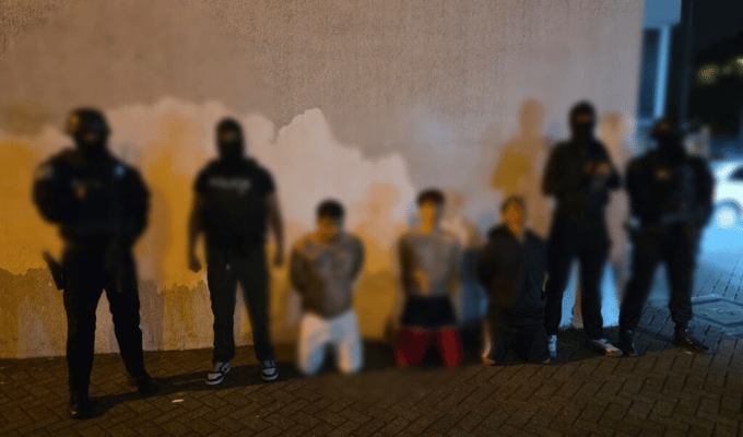 Caen tres sospechosos por extorsión en Guayaquil