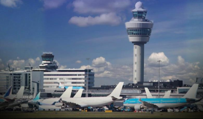 DGAC alerta y confirma combustible al 100 % en aeropuertos en Ecuador