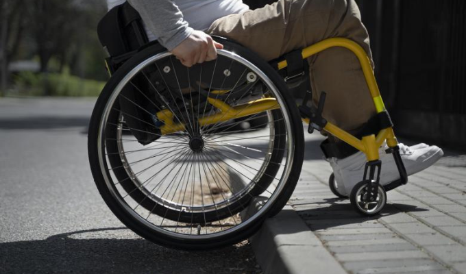 Quito exigirá taxis accesibles para personas con discapacidad