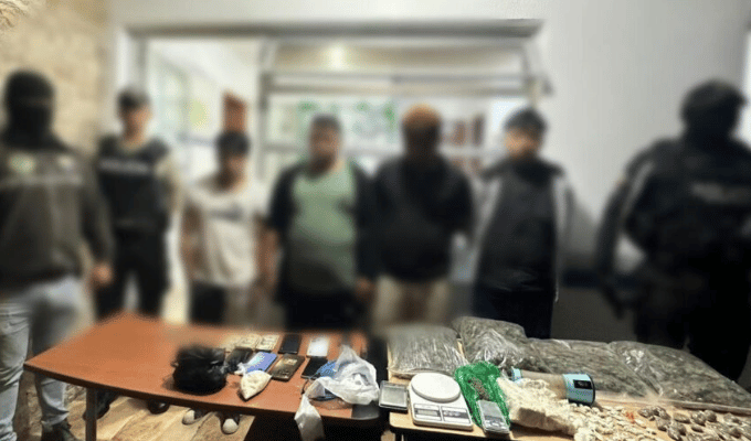 Caen cuatro presuntos integrantes de Los Lobos en Quito tras operativo