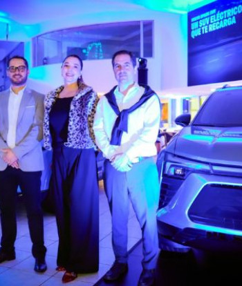 Metrocar mostró sus nuevos eléctricos en Tumbaco con “Electric Move”