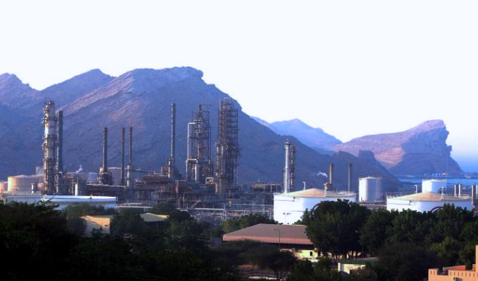 Guerras, petróleo caro y tensión global golpean economía internacional