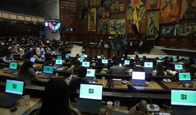 Asamblea aprueba ley para enseñar a cuidar la plata desde las aulas
