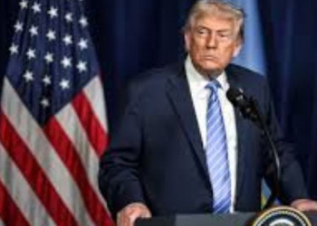 Trump asegura que Ormuz sigue abierto y lanza una nueva amenaza