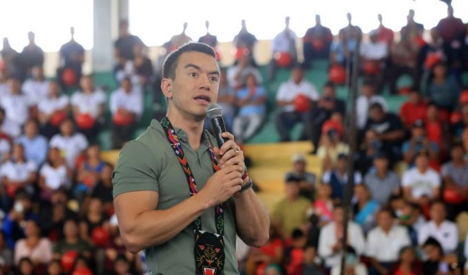 Noboa anuncia descuento en la luz por el fuerte calor en Ecuador