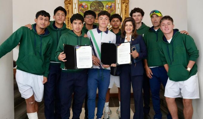 ‘Mi cole recicla RAEE’ recibe reconocimiento del Concejo Municipal