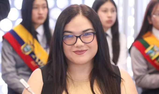 Revolución Ciudadana rompe filas y reaviva la disputa