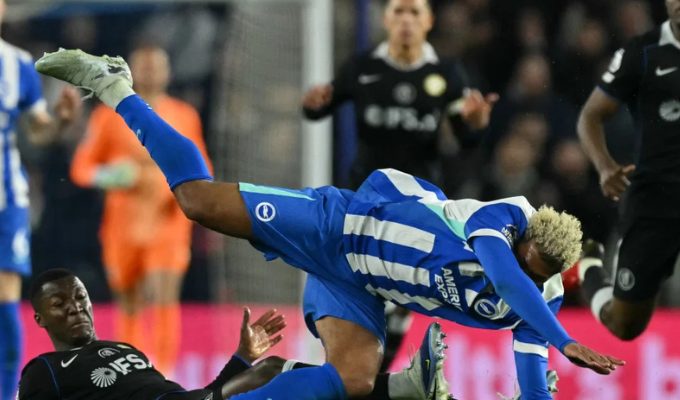 Chelsea y Moisés Caicedo se hunden tras goleada en la Premier