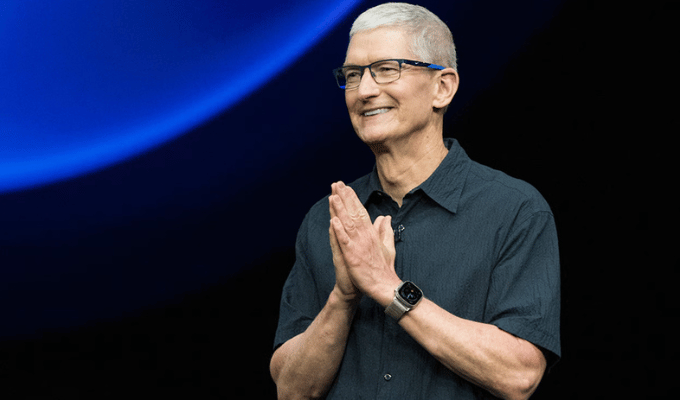 Apple mueve su ficha más grande: Tim Cook deja la silla de CEO