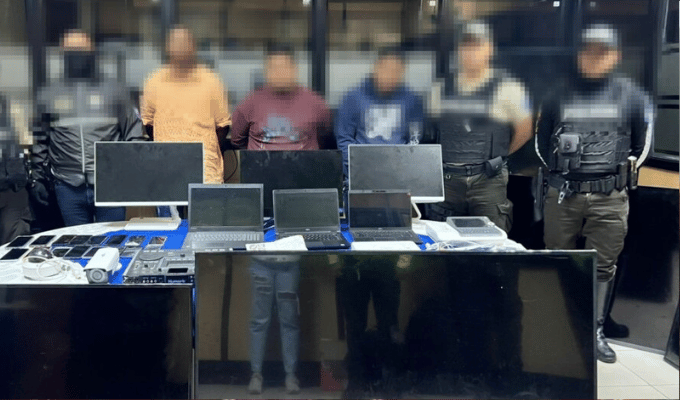 Caen tres sospechosos por asaltos a locales comerciales en Quito