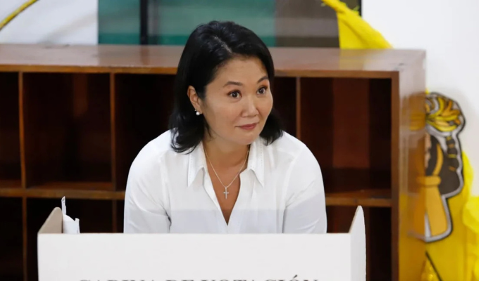 Perú se divide: Keiko Fujimori y Roberto Sánchez quedan empatados