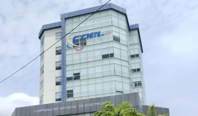 Allanamientos en CNEL meten presión y golpean la atención al cliente