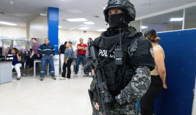 Reimberg habla de 50 detenidos y un daño millonario al Estado