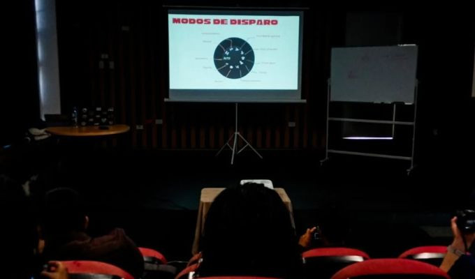 Nuna Humanista llevó a Ambato un taller fotográfico