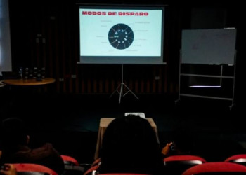 Nuna Humanista llevó a Ambato un taller fotográfico