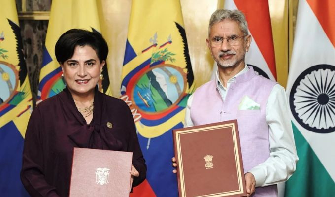 Gabriela Sommerfeld aterriza en India y mueve la agenda internacional