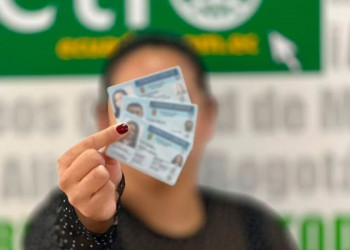 ANT anulará más de 3.000 licencias profesionales en Ecuador