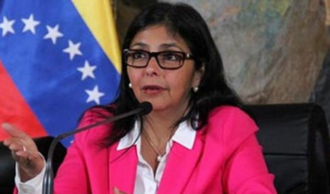 Rodríguez anuncia subida del ingreso mínimo en Venezuela a 240 dólares