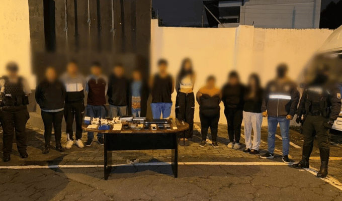 Caen 10 presuntos miembros de “Los Lobos” en operativo nocturno