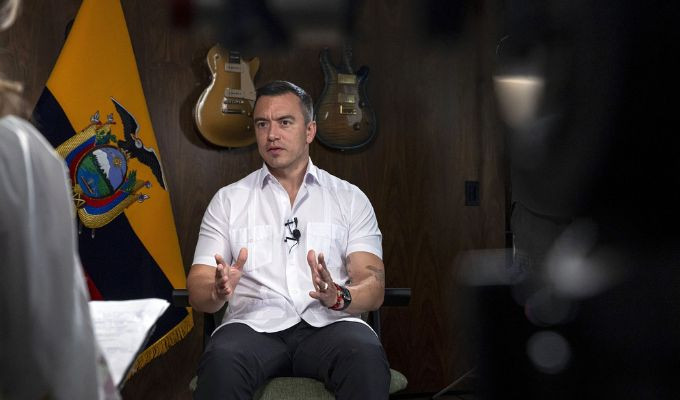 Noboa mueve ficha con nuevo canal para alertas de corrupción