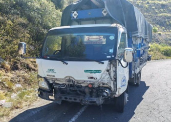 Fatal choque en la vía Pelileo - Baños deja un fallecido y dos heridos