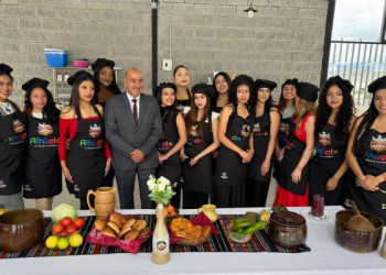 Arrancó la segunda edición de “Cocinando con Tu Reina” en Ambato