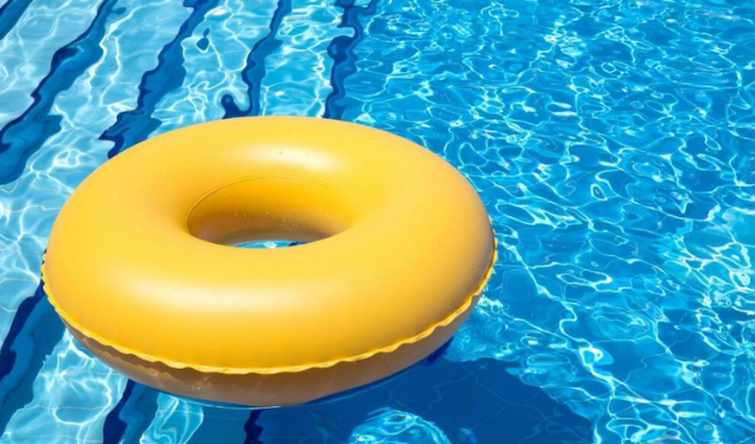 Dolor en Manta por la muerte de un menor en la piscina de un hotel